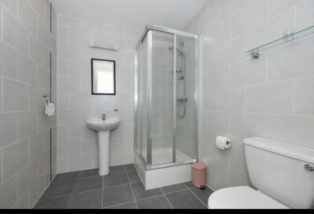 Luxury 2 Bed Fully Equipped City Centre Apartment Cork Exterior foto